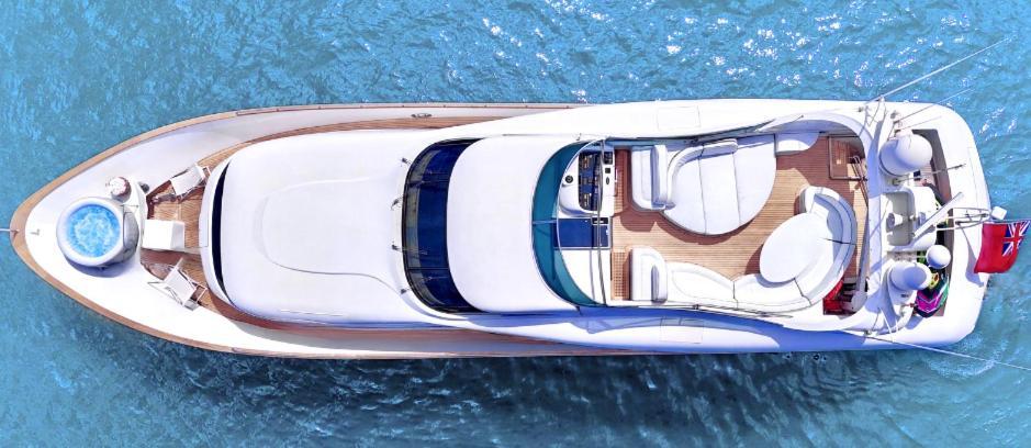 Hotel Super Yacht Located In Puerto Banus Marbella Exterior foto